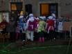 Kindergartenkinder singen Weihnachtslieder - Weihnachtsmarkt 2013